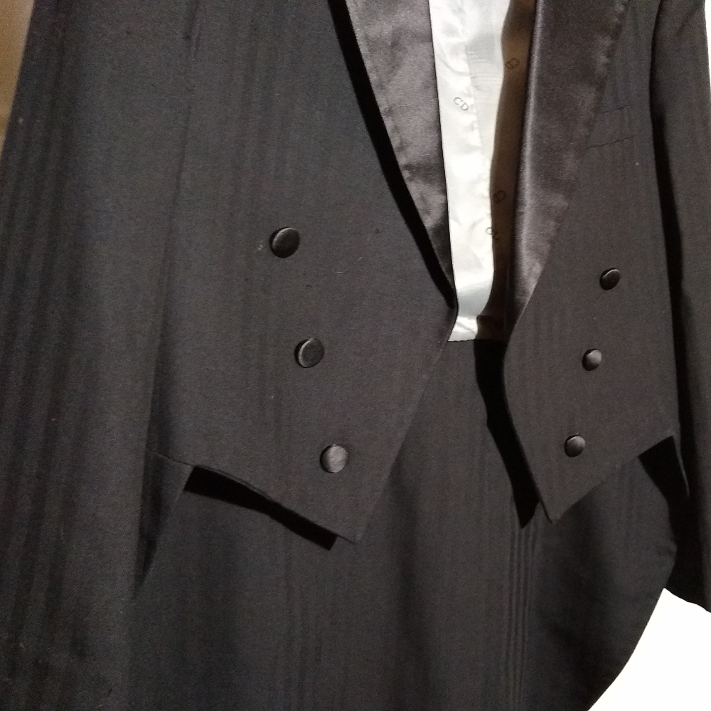 Tuxedo jacket with tails
